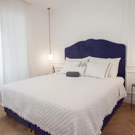Aurum D Apartment